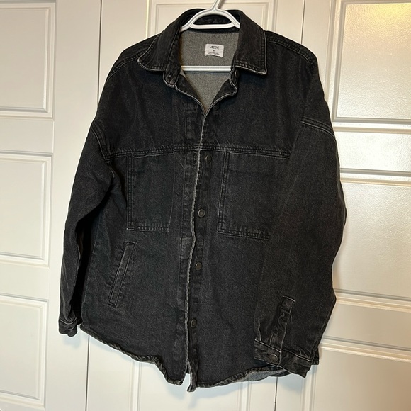Oversized denim jacket - Picture 1 of 4